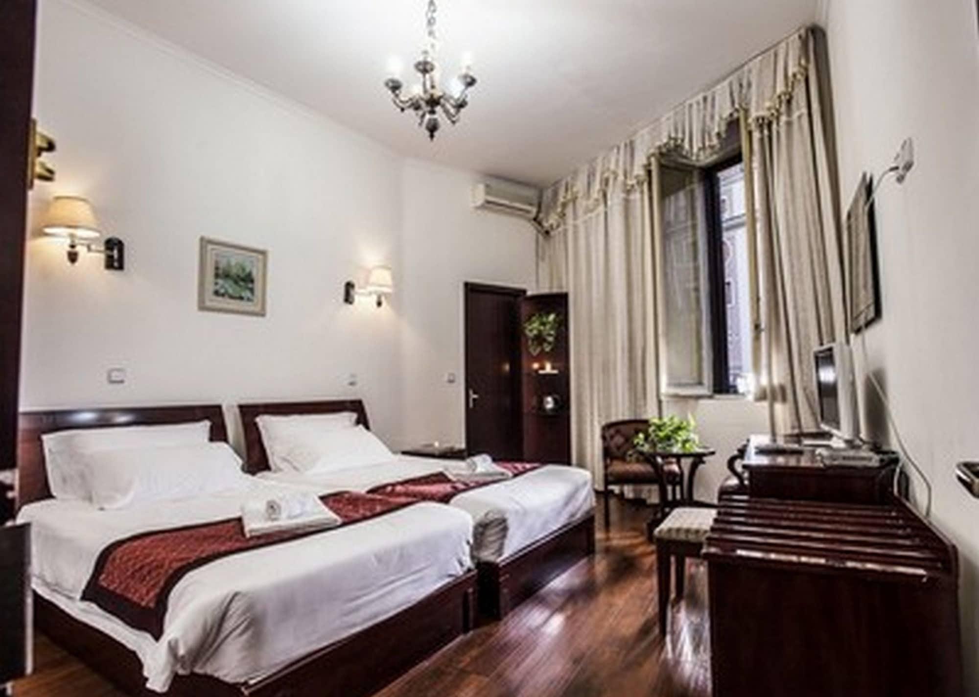 Portafortuna Guesthouse - Close To Colosseum Roma Exterior foto