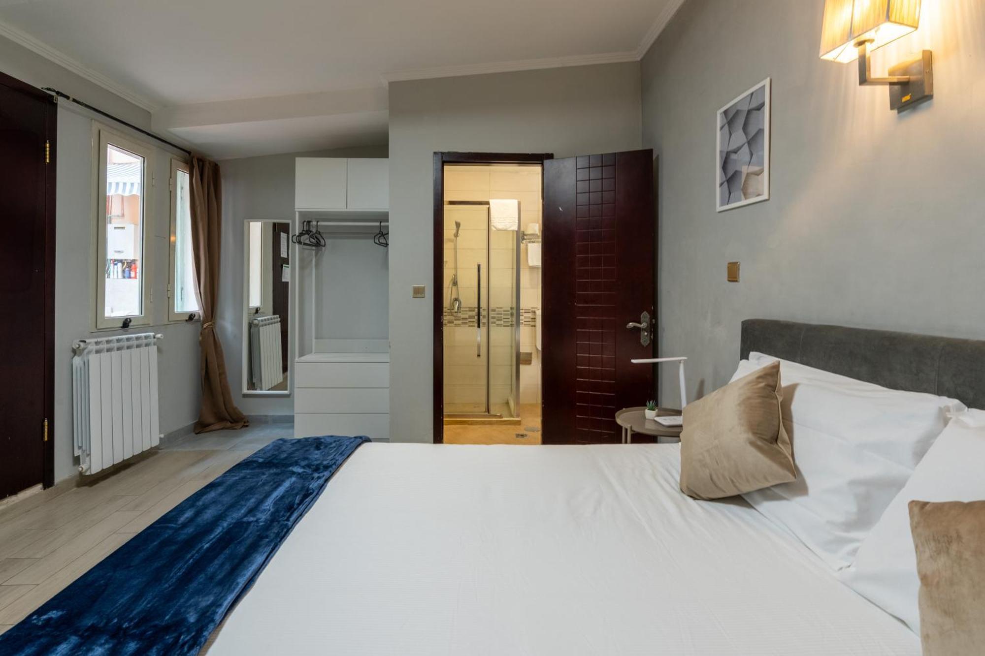 Portafortuna Guesthouse - Close To Colosseum Roma Exterior foto