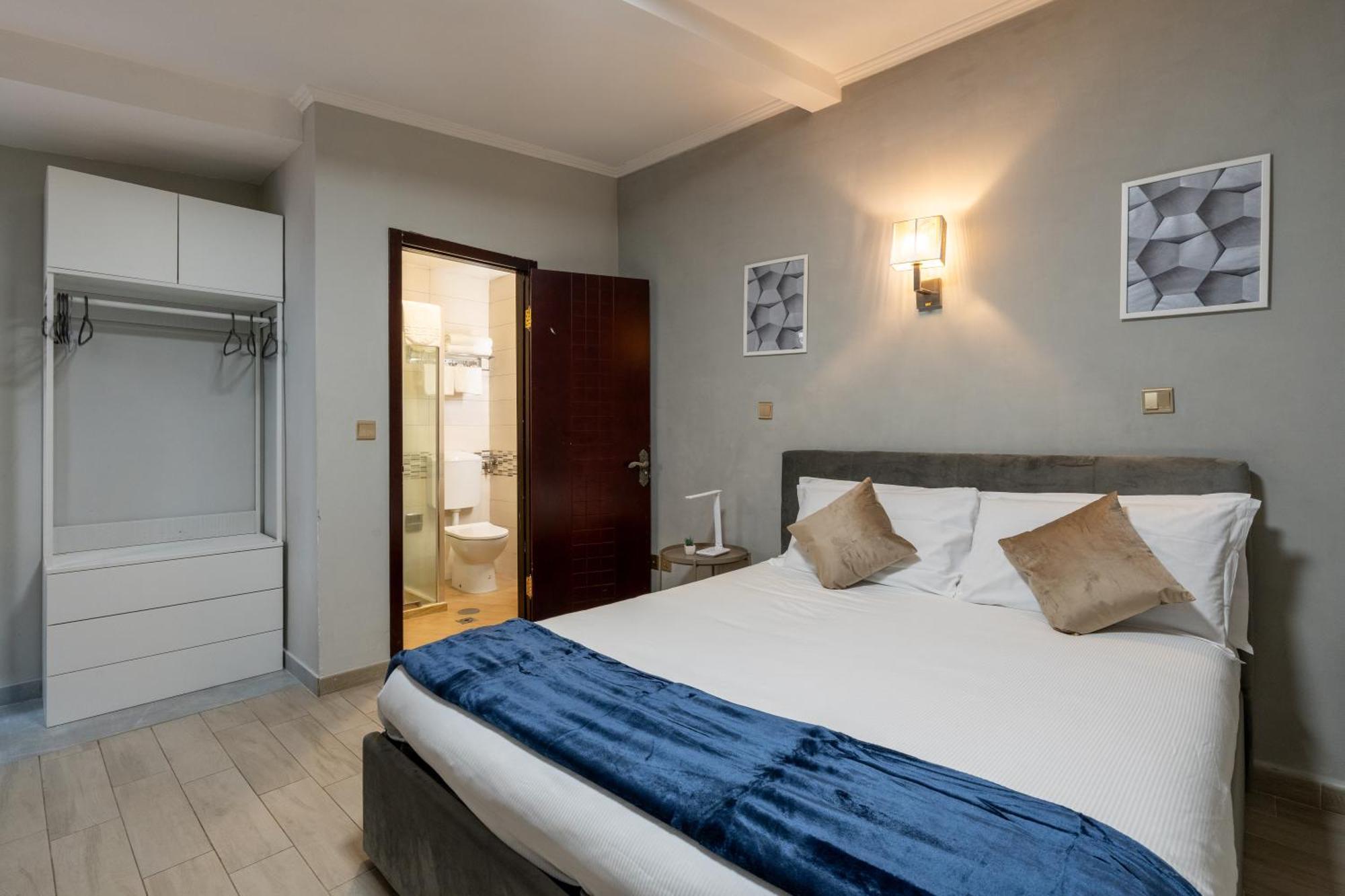 Portafortuna Guesthouse - Close To Colosseum Roma Exterior foto