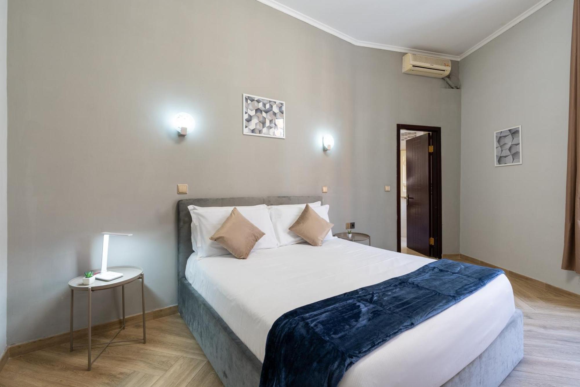 Portafortuna Guesthouse - Close To Colosseum Roma Exterior foto