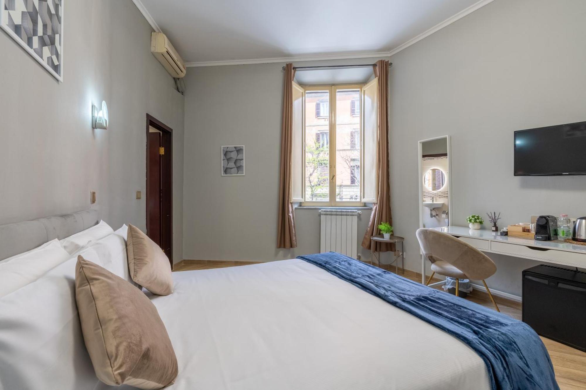 Portafortuna Guesthouse - Close To Colosseum Roma Exterior foto