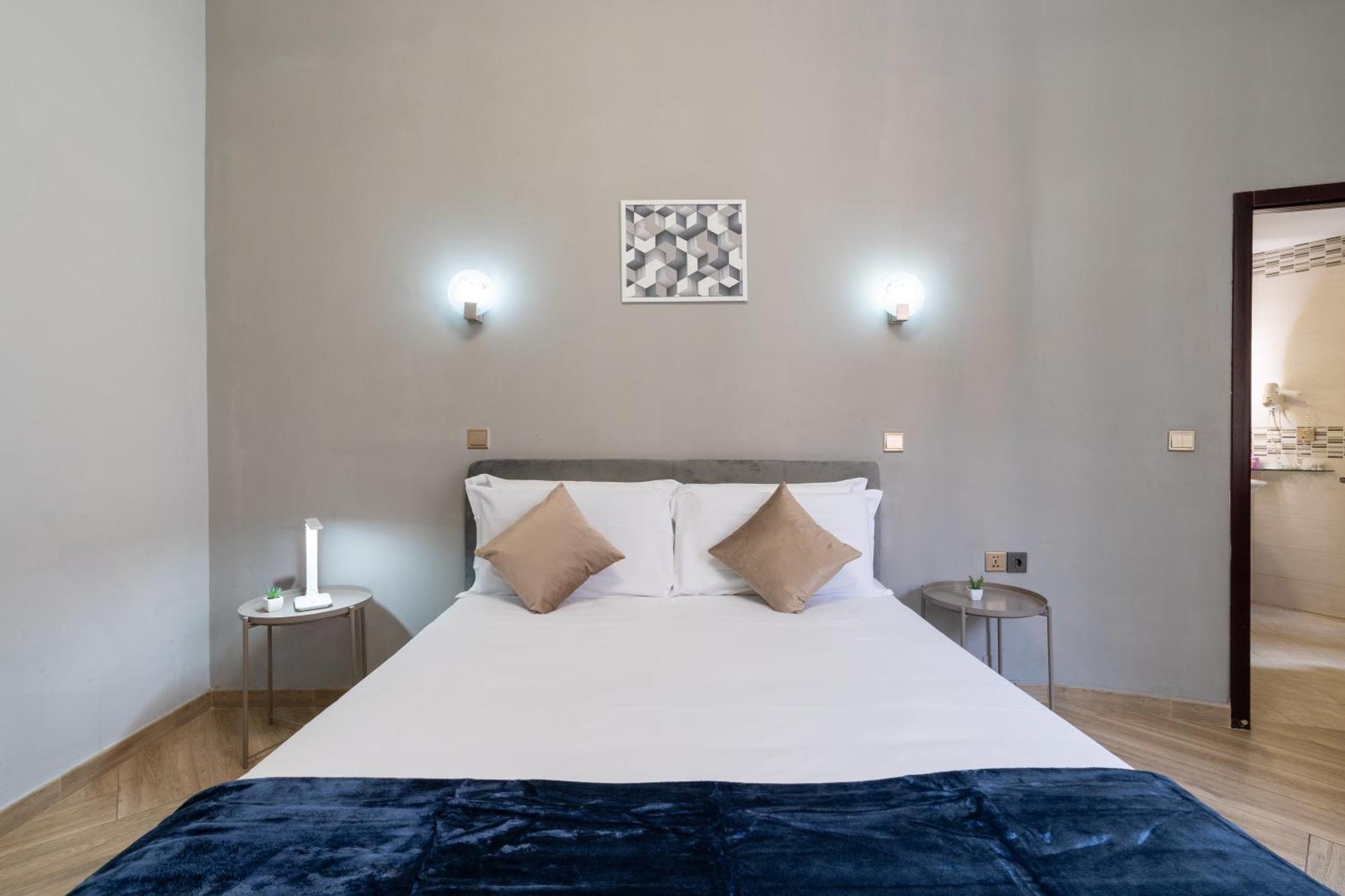 Portafortuna Guesthouse - Close To Colosseum Roma Exterior foto