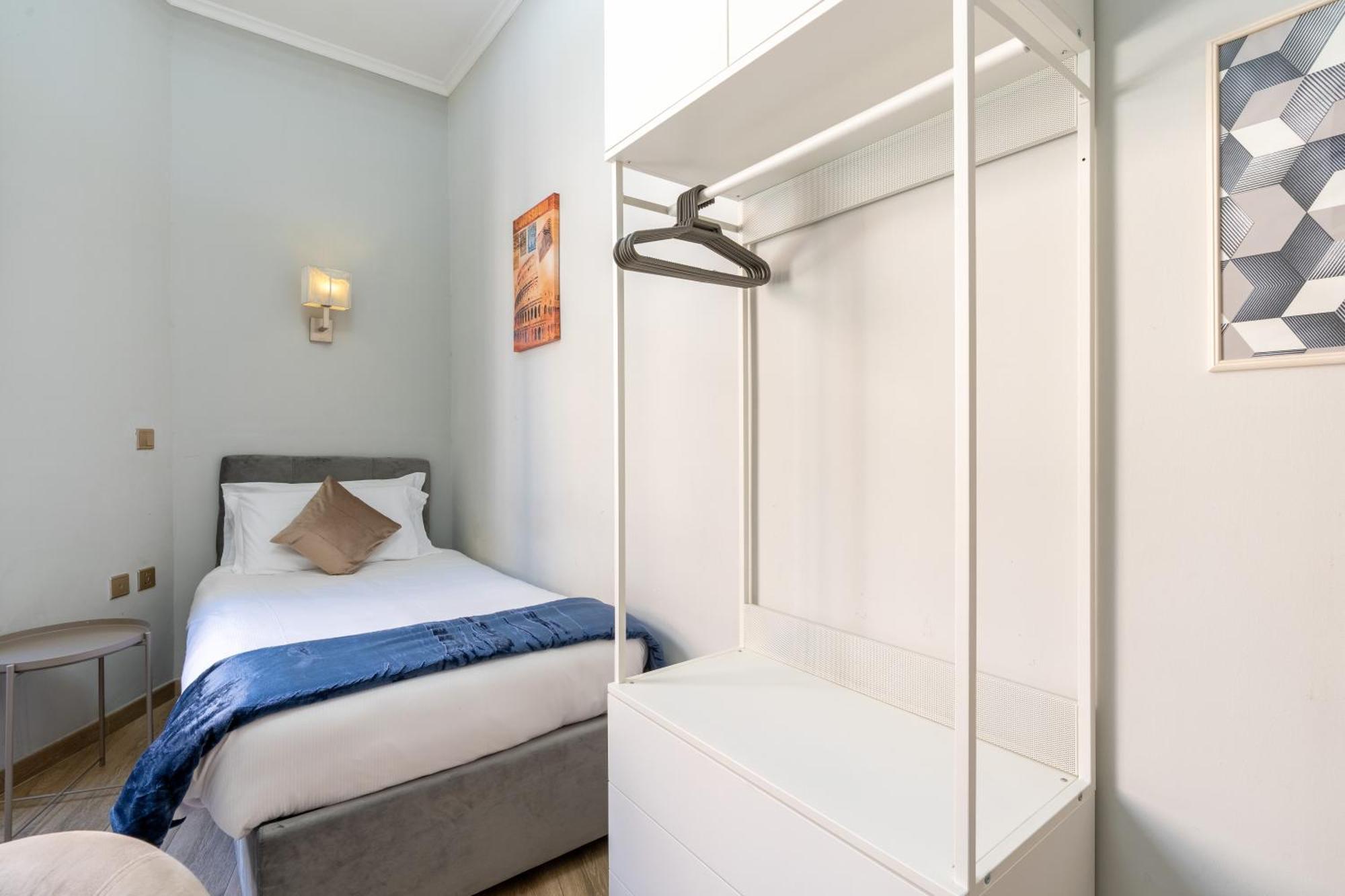 Portafortuna Guesthouse - Close To Colosseum Roma Exterior foto
