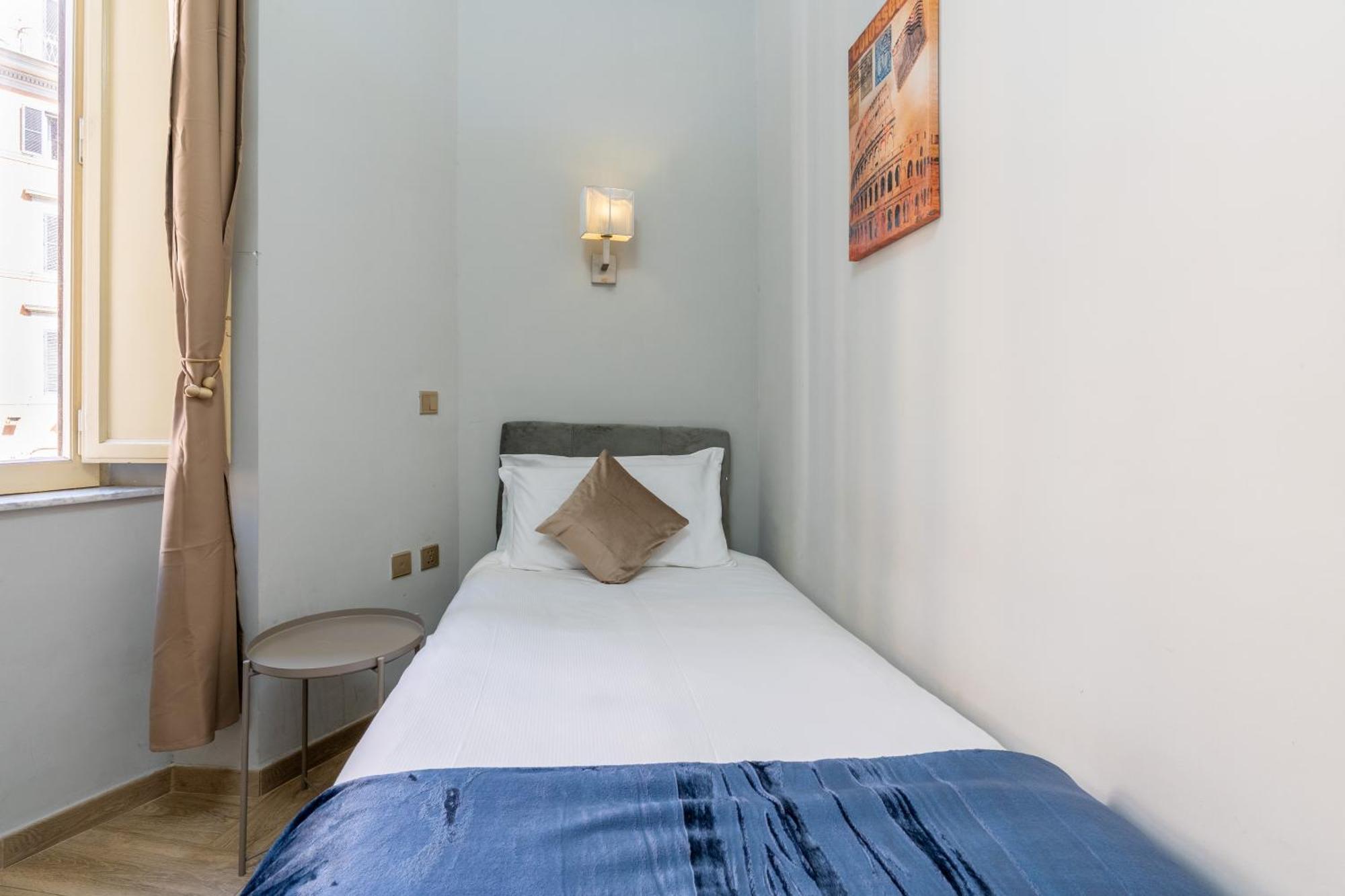 Portafortuna Guesthouse - Close To Colosseum Roma Exterior foto
